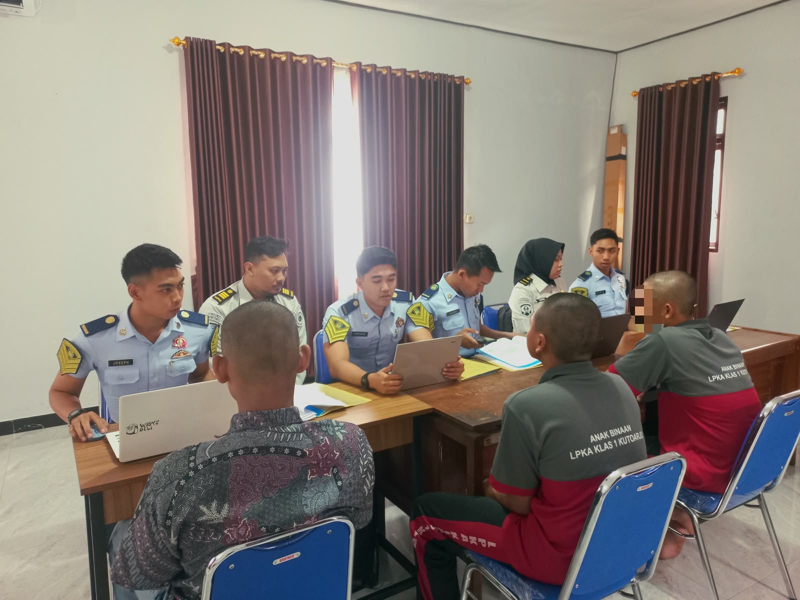 Aktualisasi Praktik PK, Bapas Magelang Dampingi Taruna Poltekimipas Laksanakan Litmas di LPKA Kutoarjo